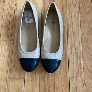 Neiman Marcus Flats (brand new, no tags)
